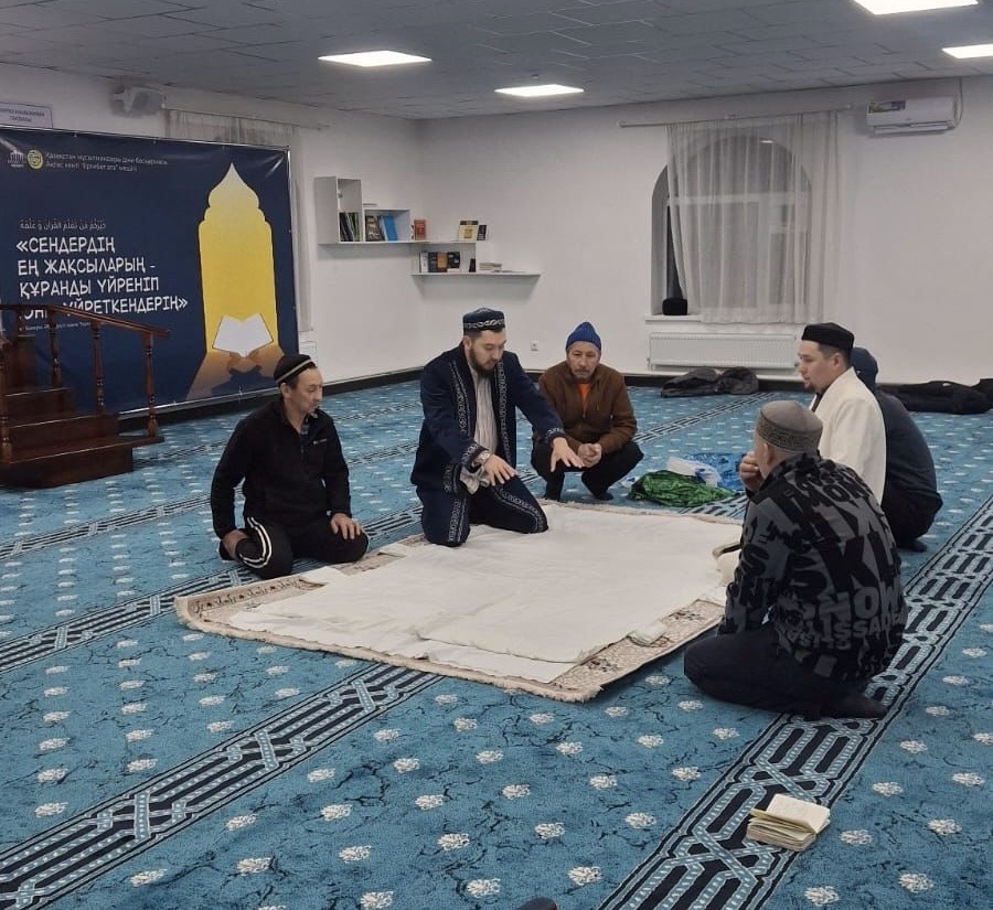 Ерімбет ата мешітінде мәйіт кебіндеуден дәріс өтті