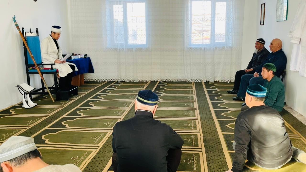 Құлайғыр ауылдық мешітінің жамағатымен кездесу өтті