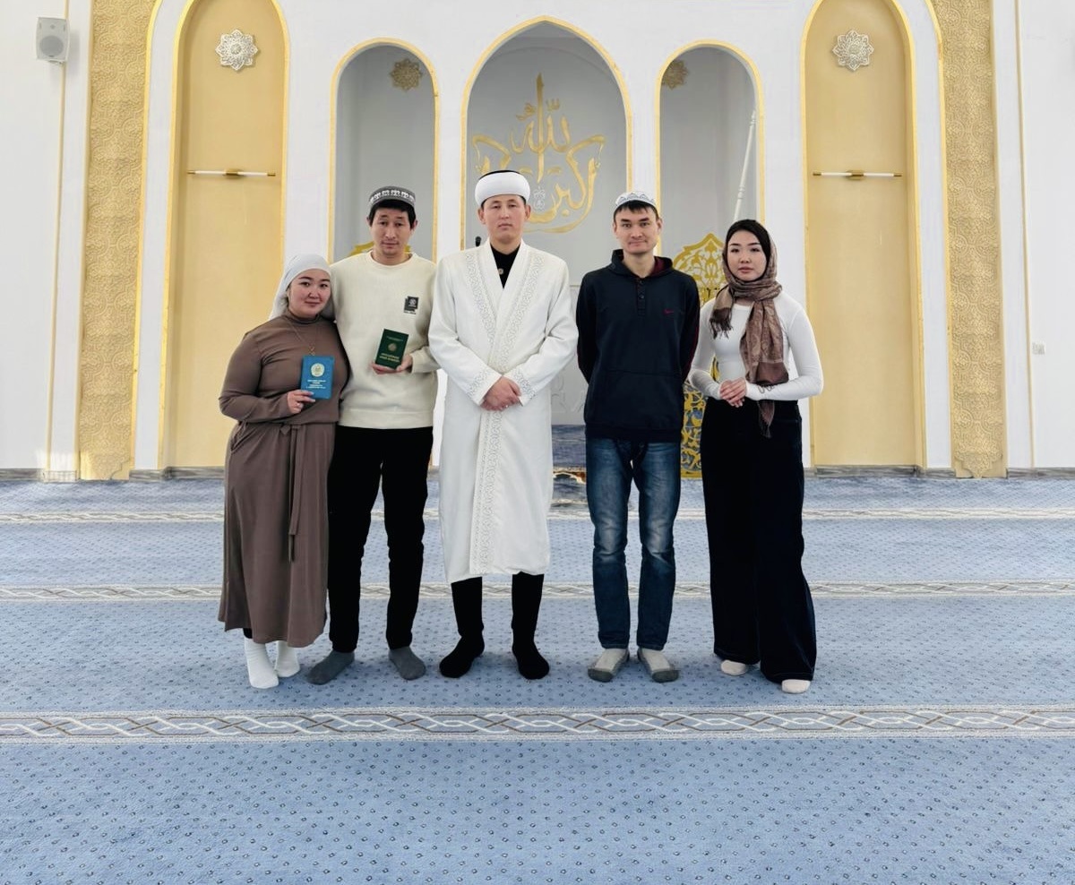 Абайда жас отау иелеріне «Исламдағы адалдық пен бауырмалдық» насихаты жүргізілді