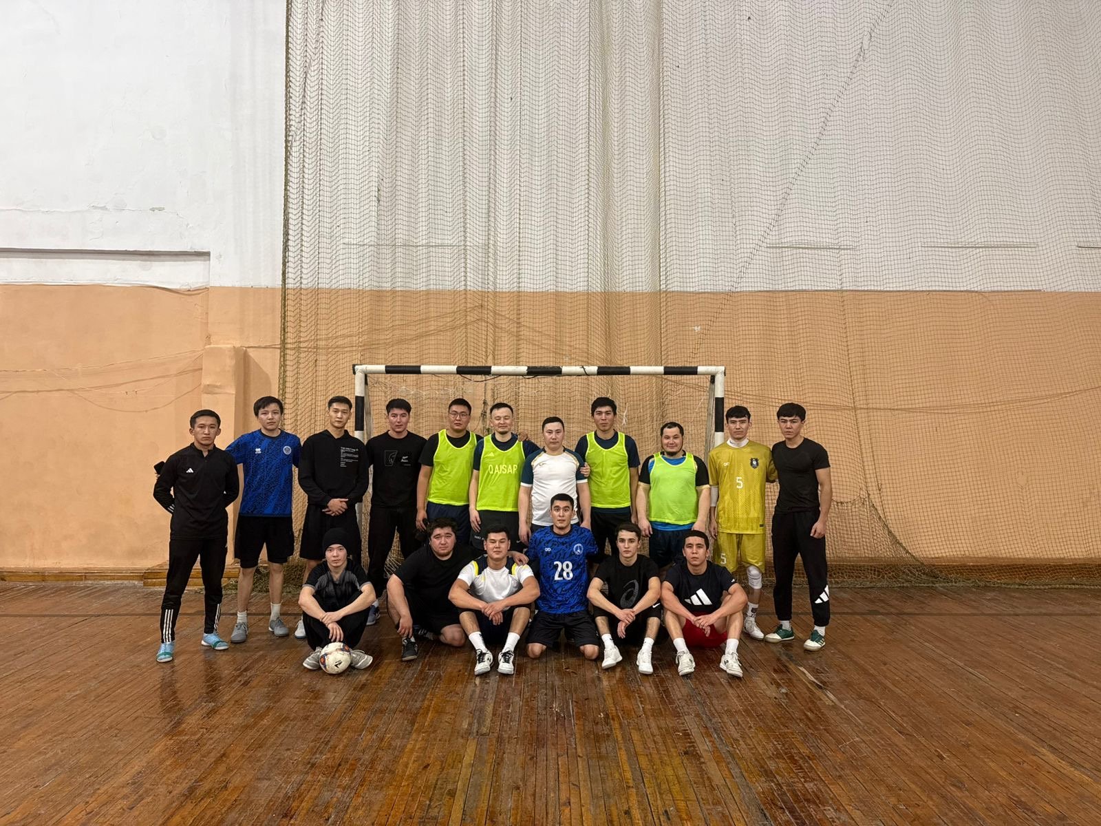 Саран қалалық мешітінде жамағат арасында футболдан достық кездесу өтті