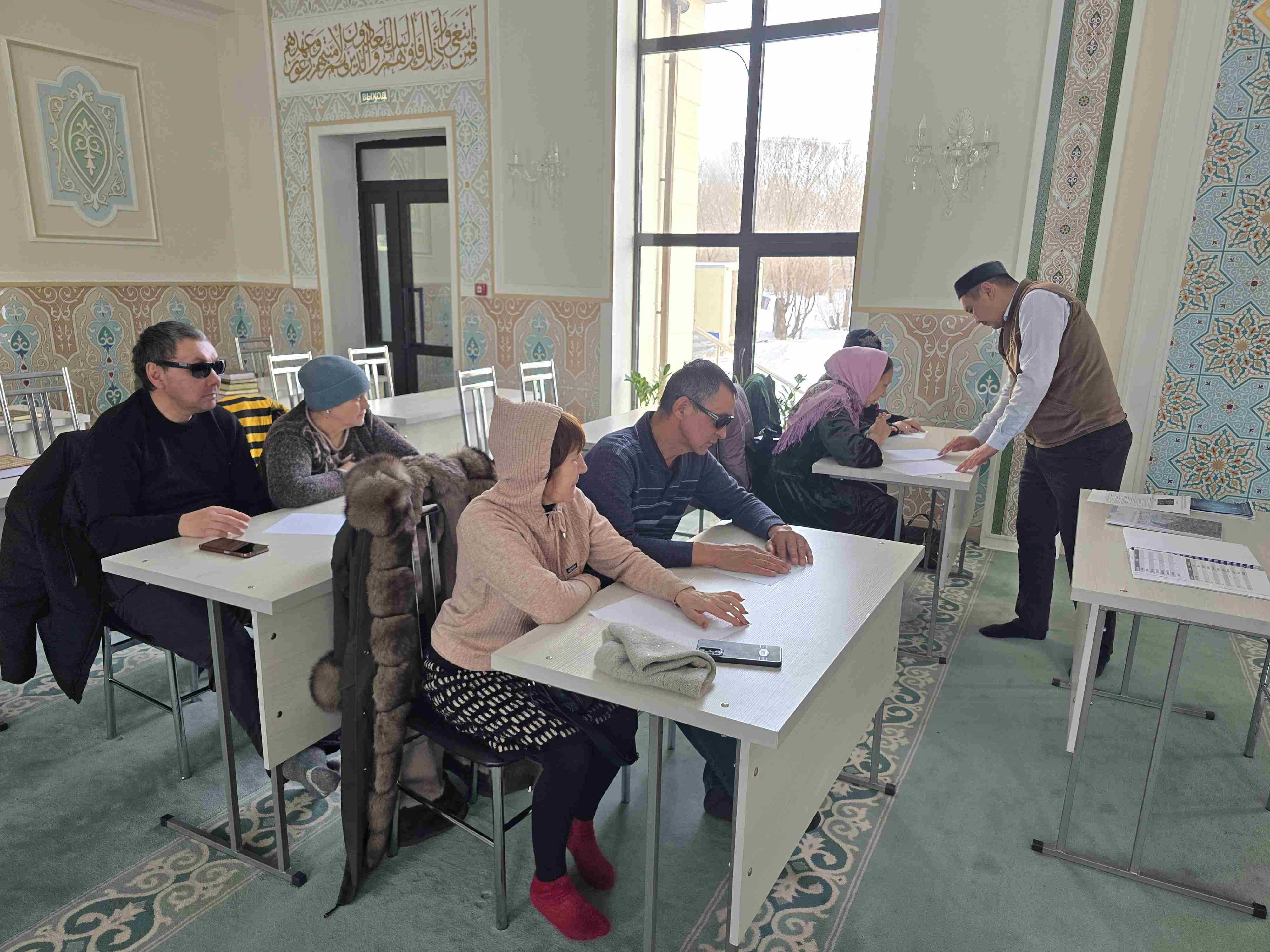 Рамазан қарсаңында Брайль жүйесімен Құран үйренушілер қатары артты