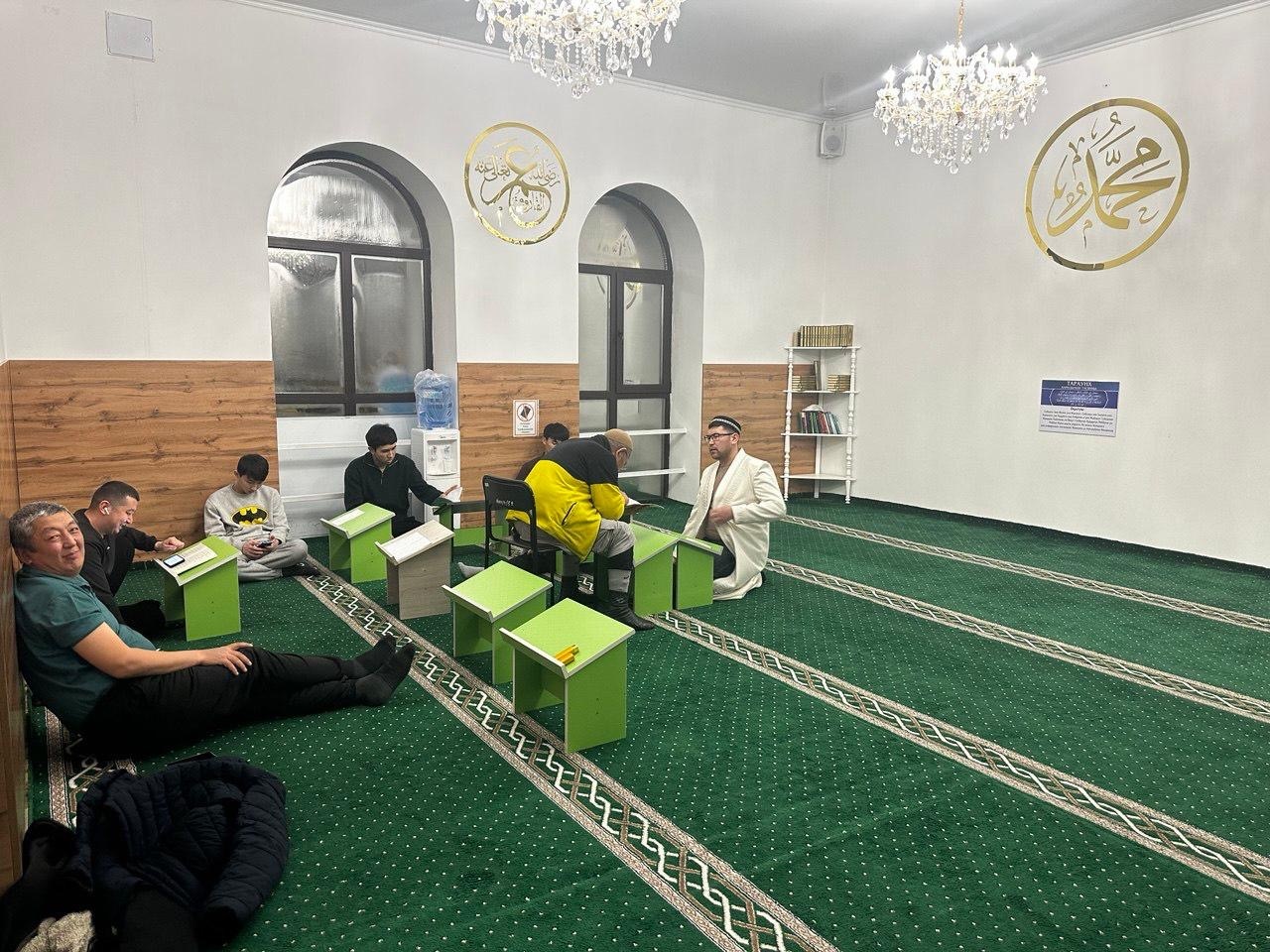 Төле би мешітінде «Бір айда бір кітап» жобасы аясында кезекті дәріс өтті