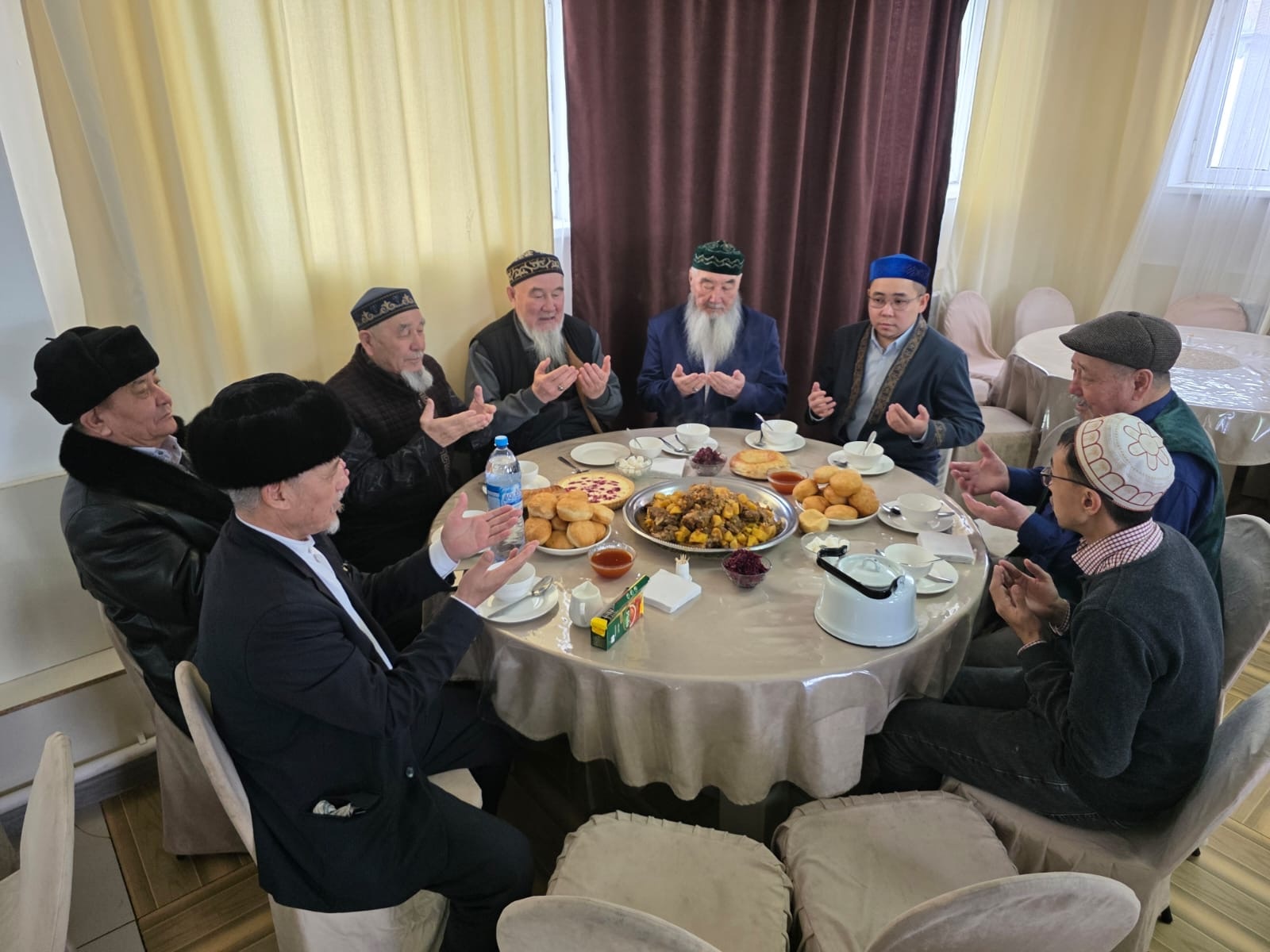 «Отбасылық тәрбие және адал қоғам» тақырыбында тағылымды басқосу өтті