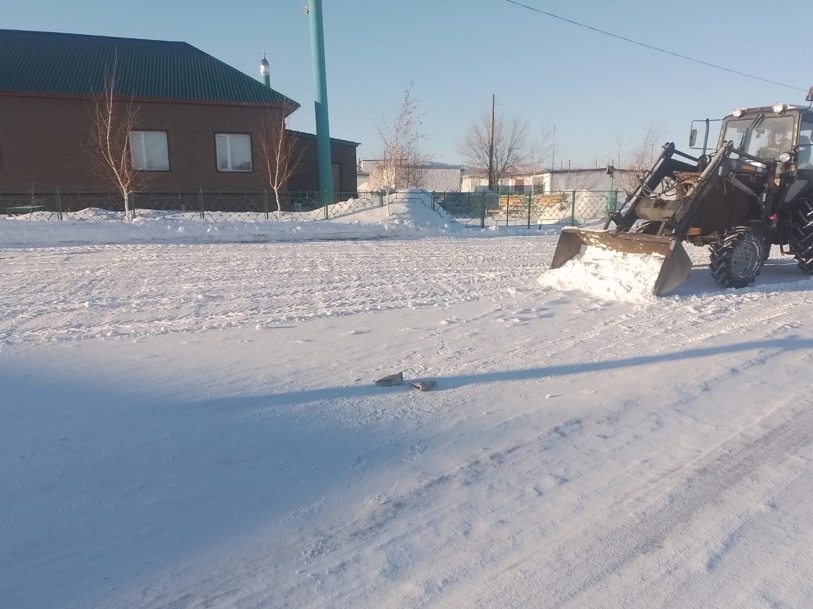 Топар кентінде мешіт ауласына тазалық жұмыстары жүргізілді