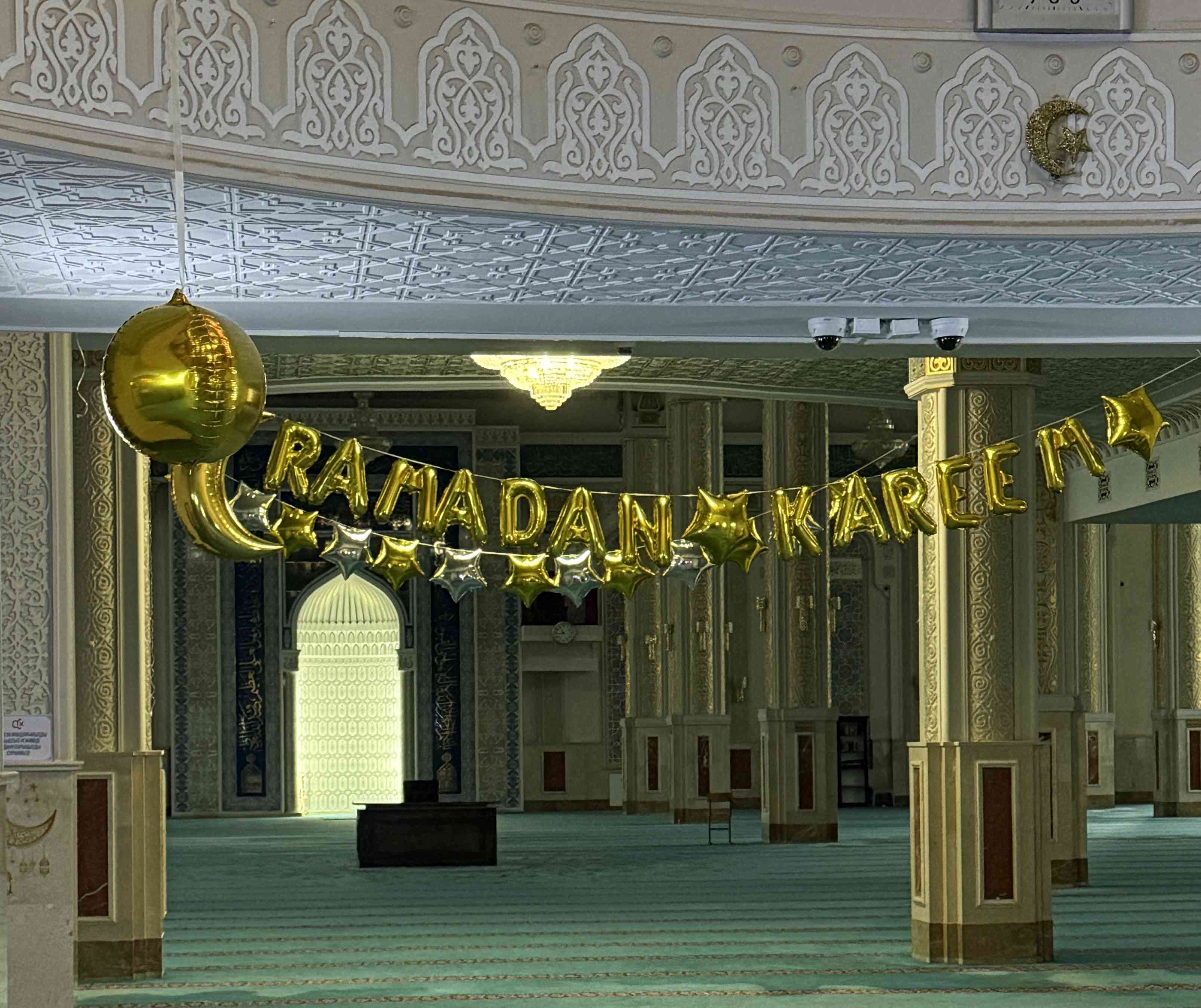 Қарағанды облыстық «Әнет баба» мешіті Рамазан айының құрметіне әрленді