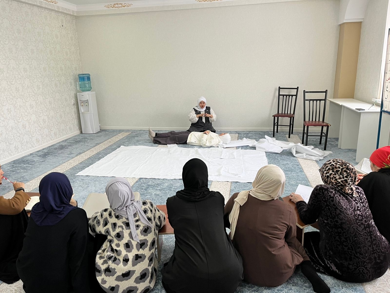 Теміртау орталық «Әлихан Бөкейхан» мешітінде жаназа рәсімдері бойынша  дәріс өтті