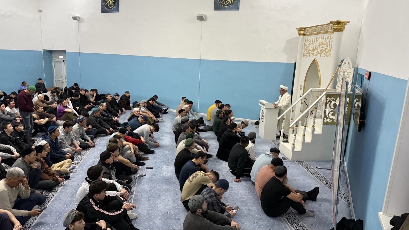 «Бала қажы» мешітінде алғашқы тарауық намазы оқылды