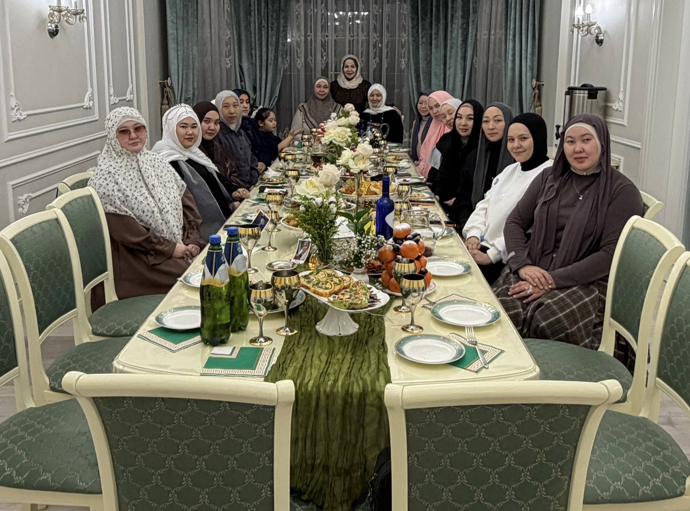 ҚМДБ «Әйел-қыздар» секторының меңгерушісі Қарағанды облысының ұстаздарымен кездесті