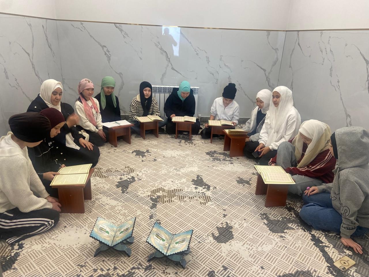 Ғыйзат қажы мешітінде Құран оқу курстары басталды