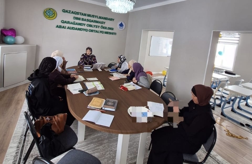 АБАЙДА «ІЛІМ АЛУДЫҢ АРТЫҚШЫЛЫҒЫ» ТАҚЫРЫБЫ ТҮСІНДІРІЛДІ