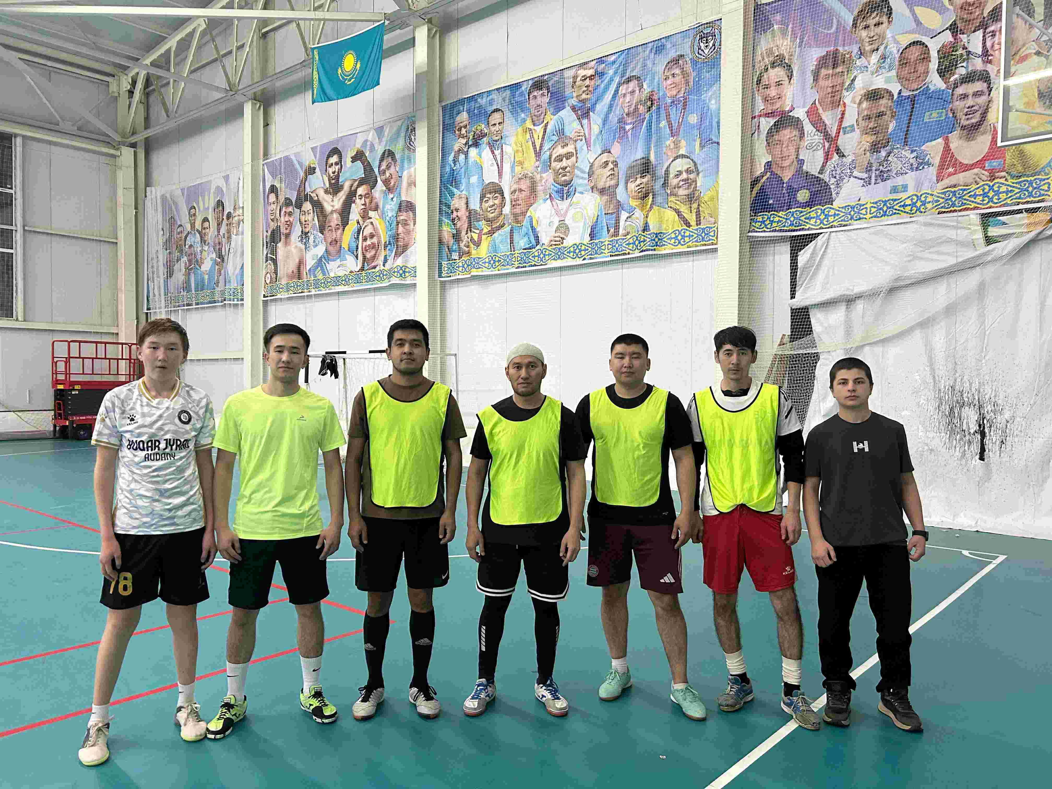 БҰҚАР ЖЫРАУ АУДАНЫНДА МЕШІТ ЖАСТАРЫ АРАСЫНДА ФУТБОЛДАН ЖОЛДАСТЫҚ КЕЗДЕСУ ӨТТІ