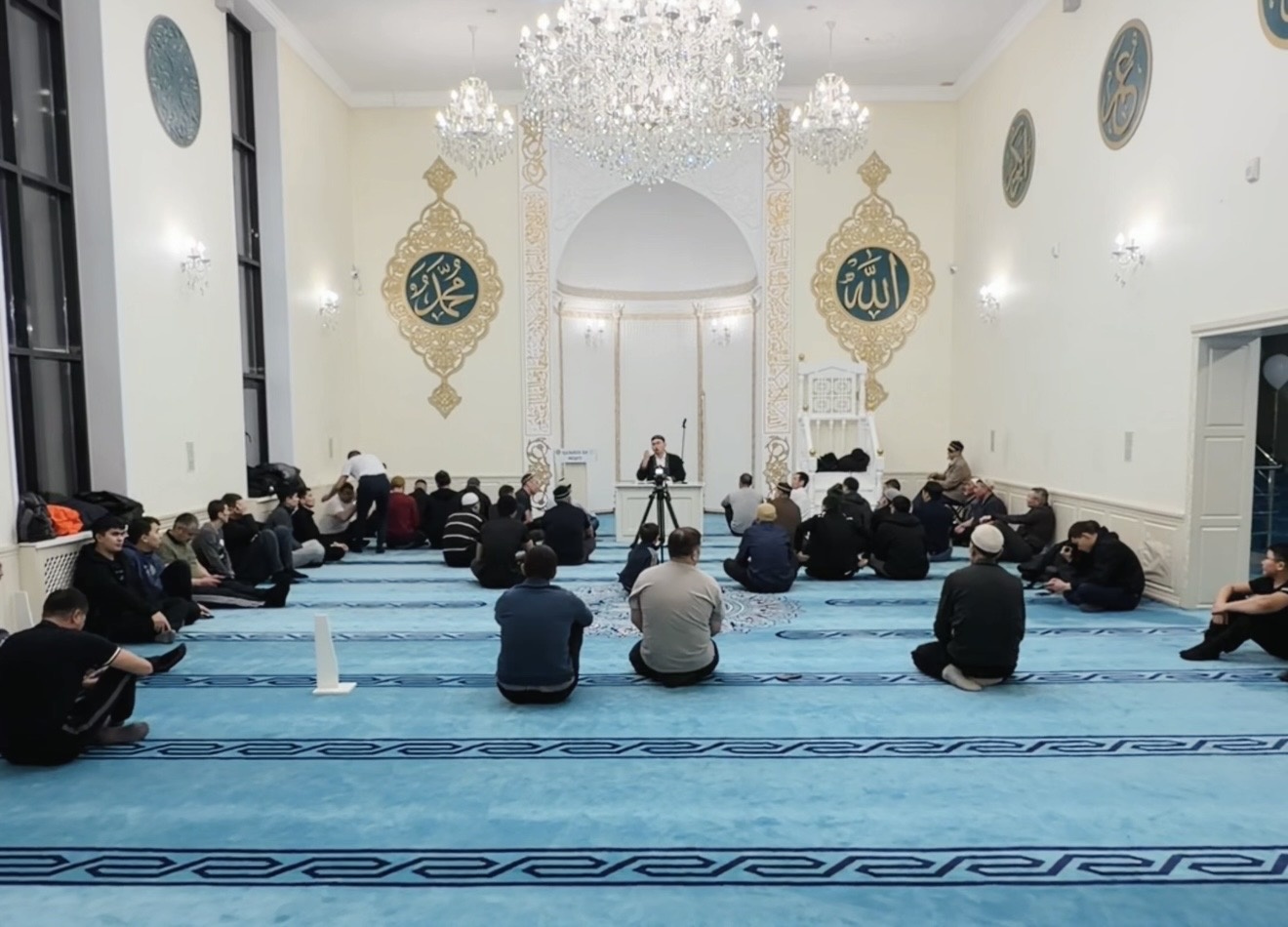 Қарағанды қалалық «Қазыбек би» мешітінде тарауық намазы