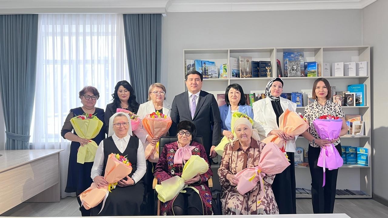 Әнет баба мешітінің референт-хатшысы Алғыс хатпен марапатталды