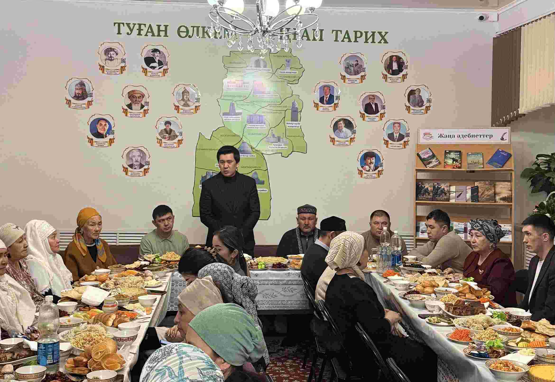 Шет аудандық кітапхана ұжымы ауызашар ұйымдастырды