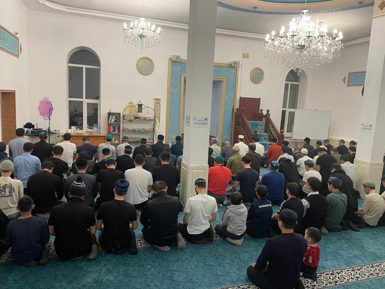 Шет аудандық «Жанқұтты би» мешіті қадір түнін қарсы алды