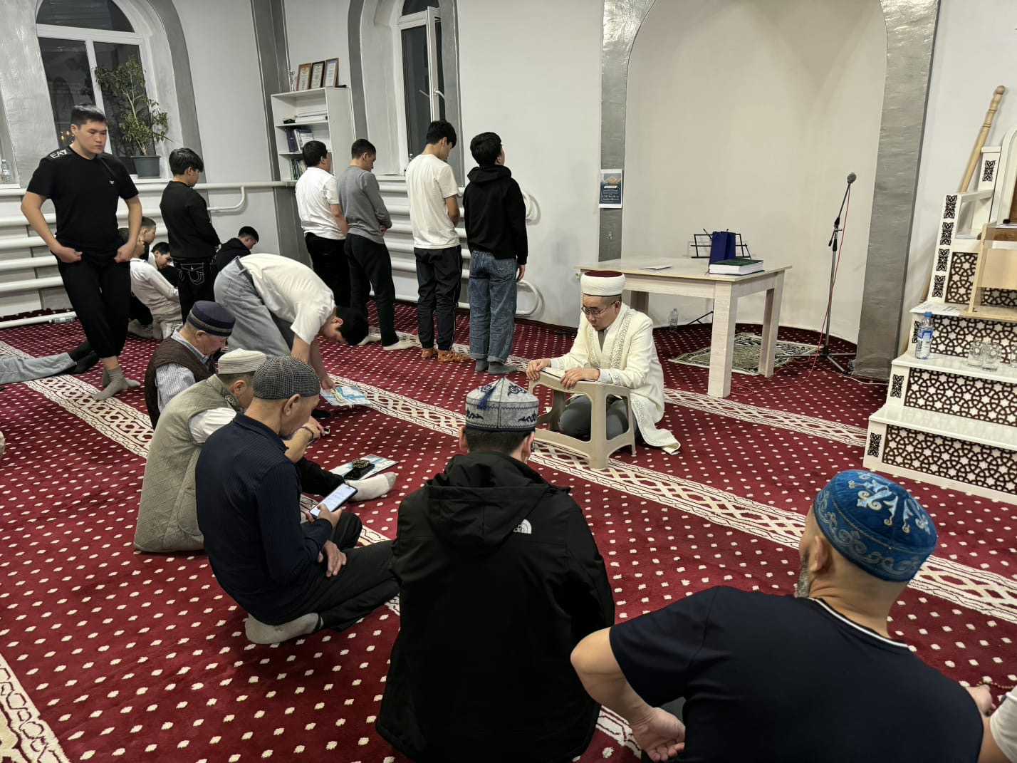 «Нұр» мешітінде «Мүлік» сүресі оқылып, марқұмдарға дұға жасалды