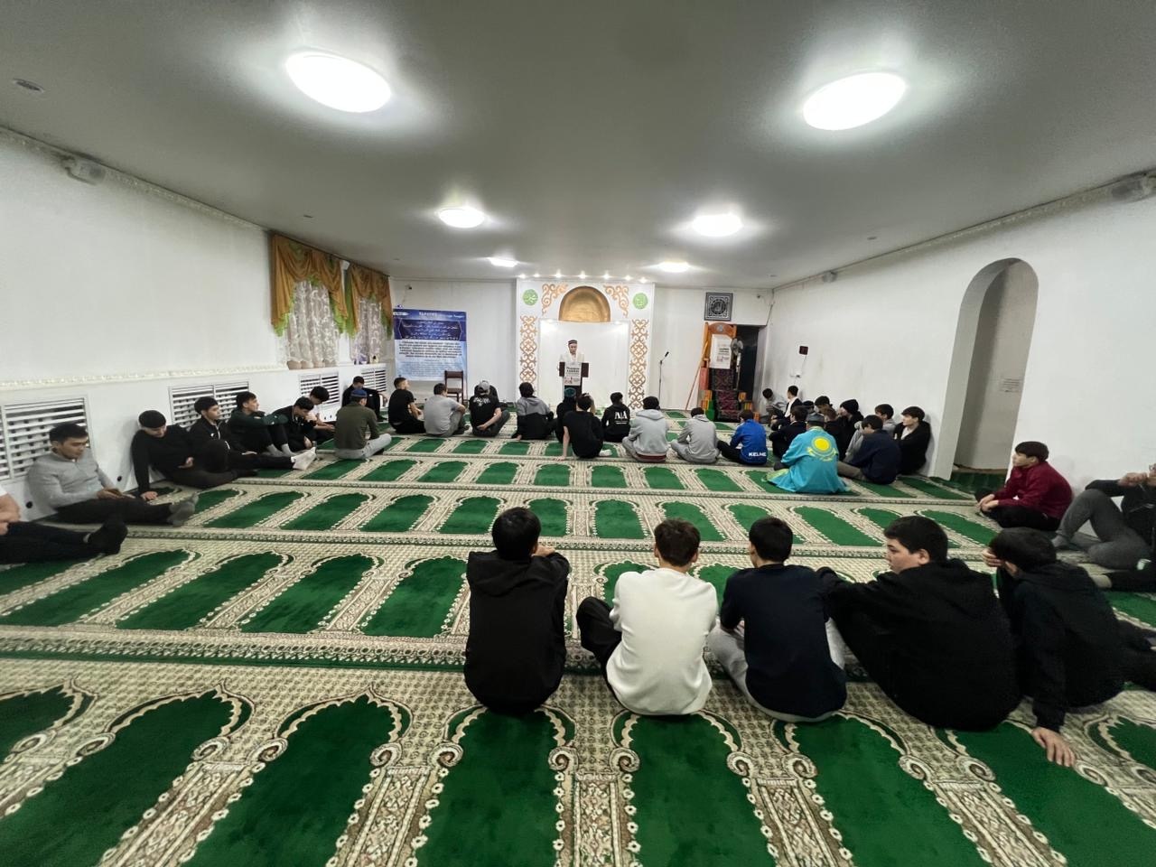 Саран қалалық мешітінде сұрақ-жауап ойыны ұйымдастырылды