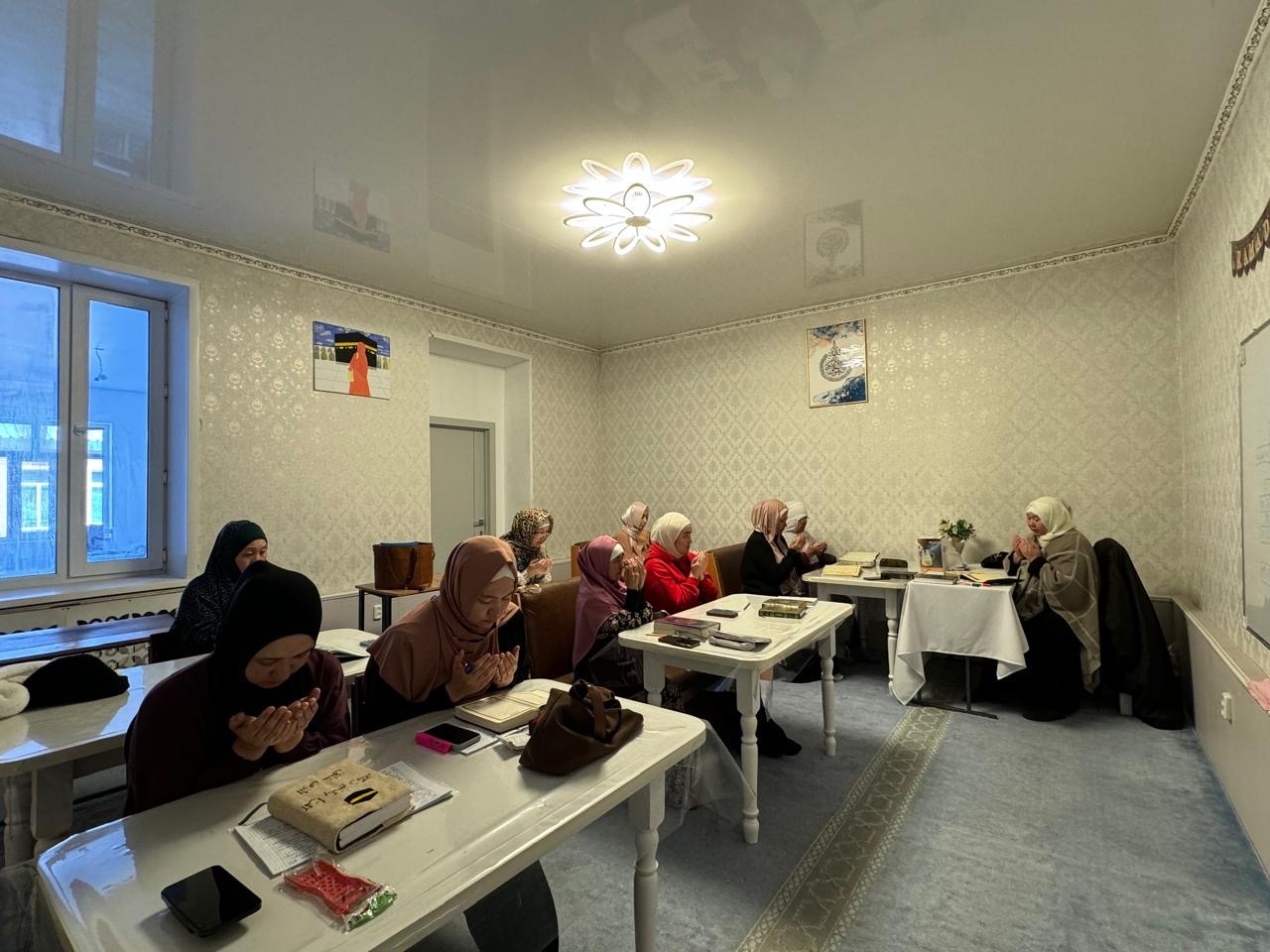 Ағадыр кентінде әйел жамағаты Құран хатымын дұғасын жасады