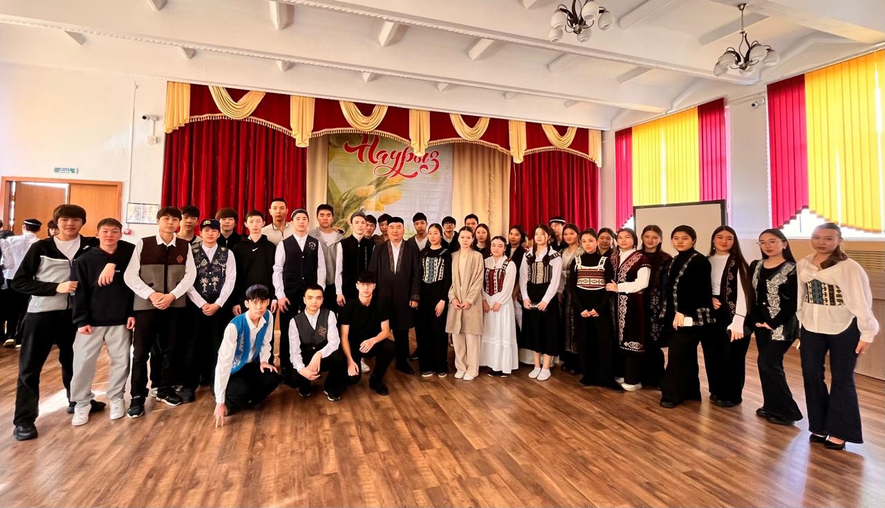 Мектеп-гимназияда ұлттық құндылықтар насихатталды