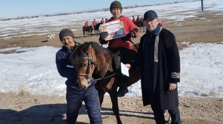 Ұлттық ойын ұлықталды: Қарқаралыда балалар көкпардан сынға түсті