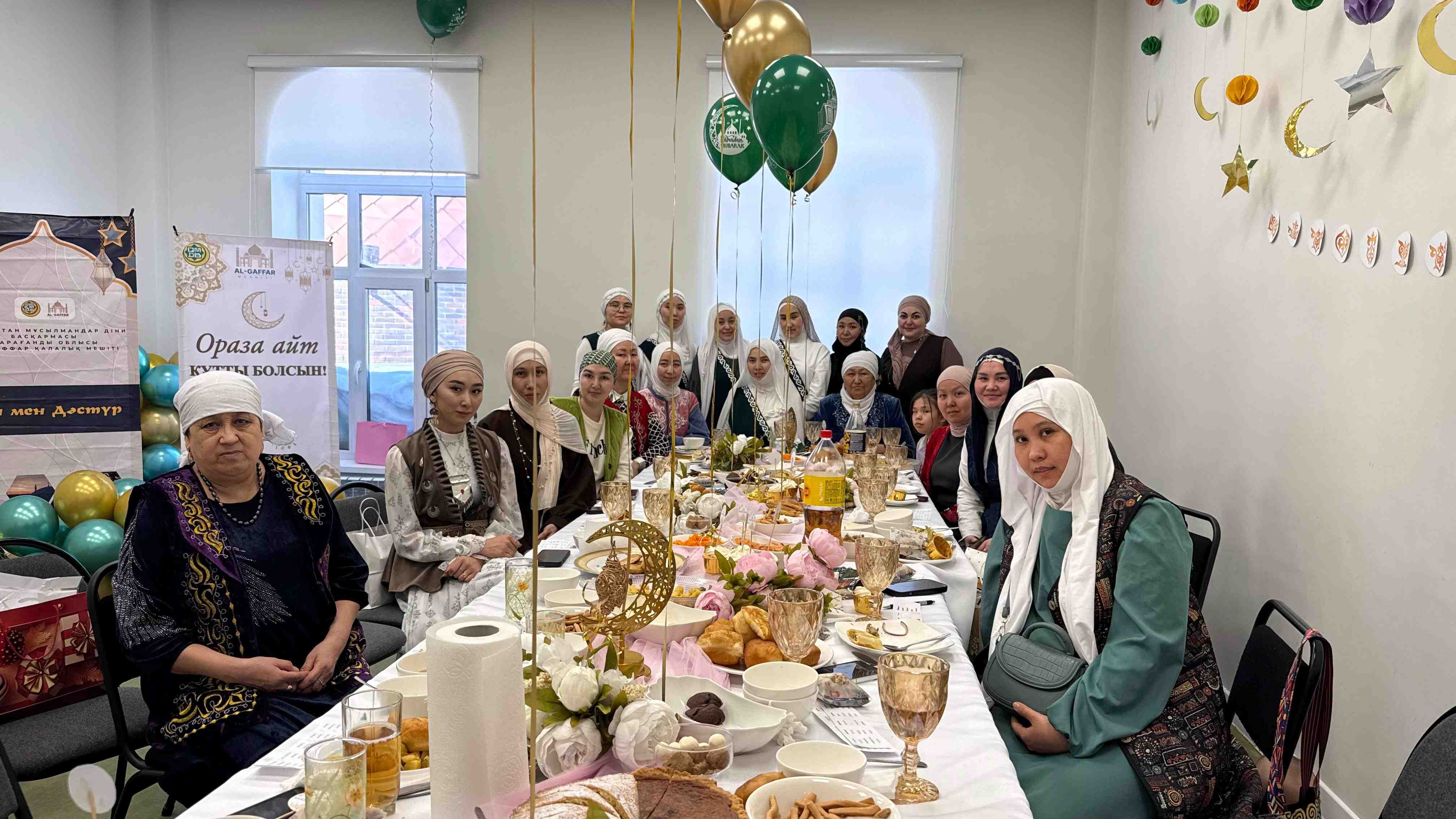 “Әл-Ғаффар” мешітінде әйел-қыздар жамағатына арналған айт дастархан жайылды.