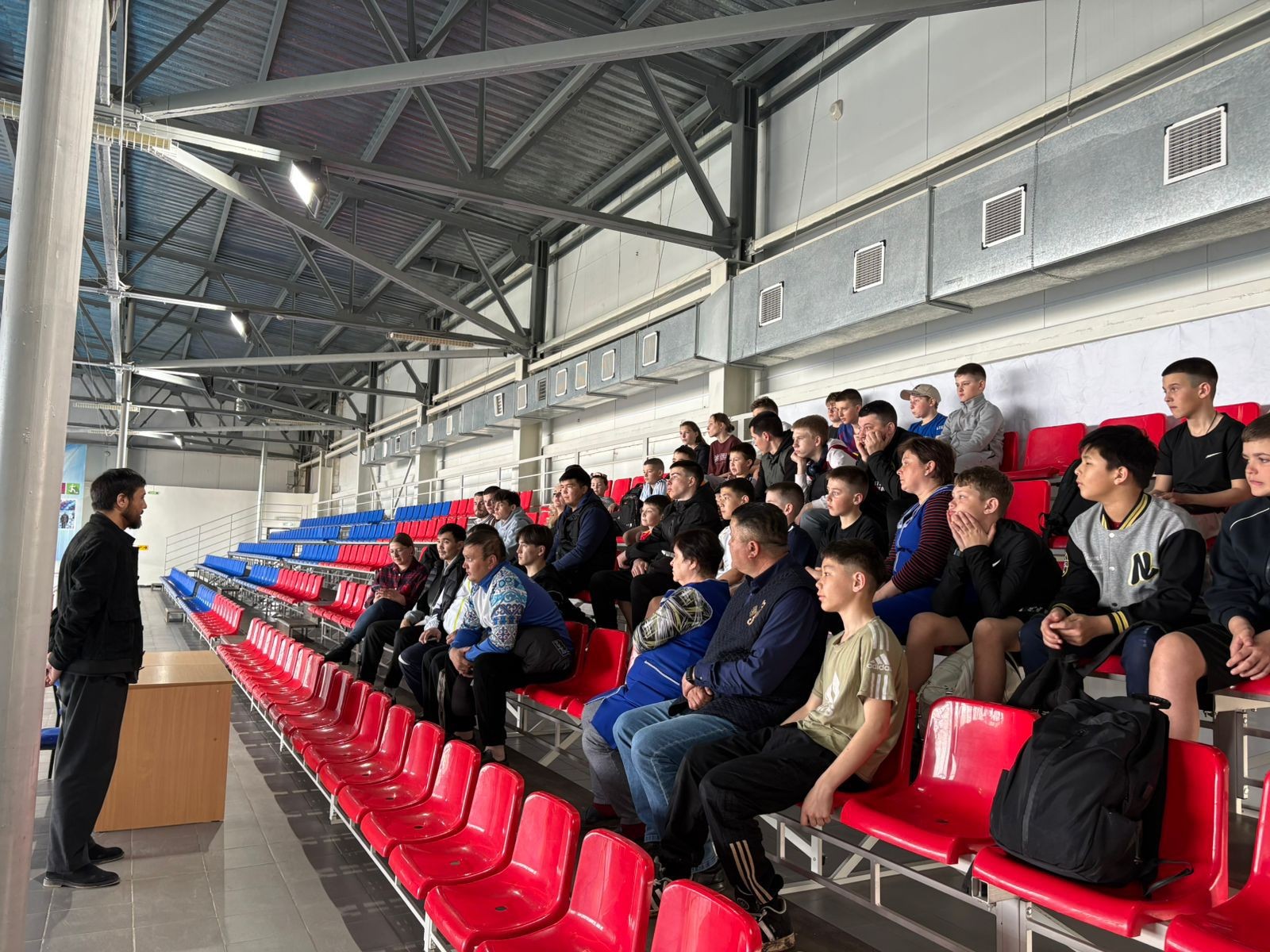 Жастарды жат ағымнан сақтандыруға арналған кездесу өтті