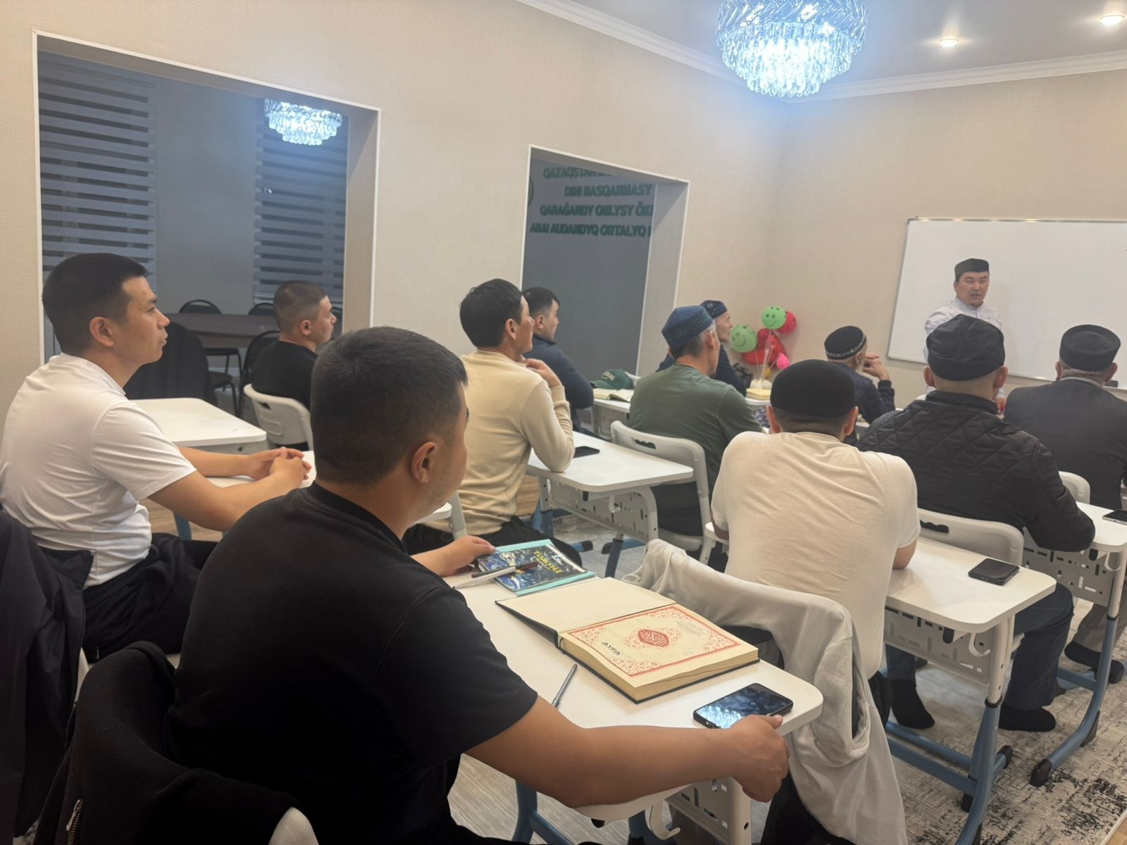 Абай аудандық мешітінде Құран дәрістері тұрақты өтуде