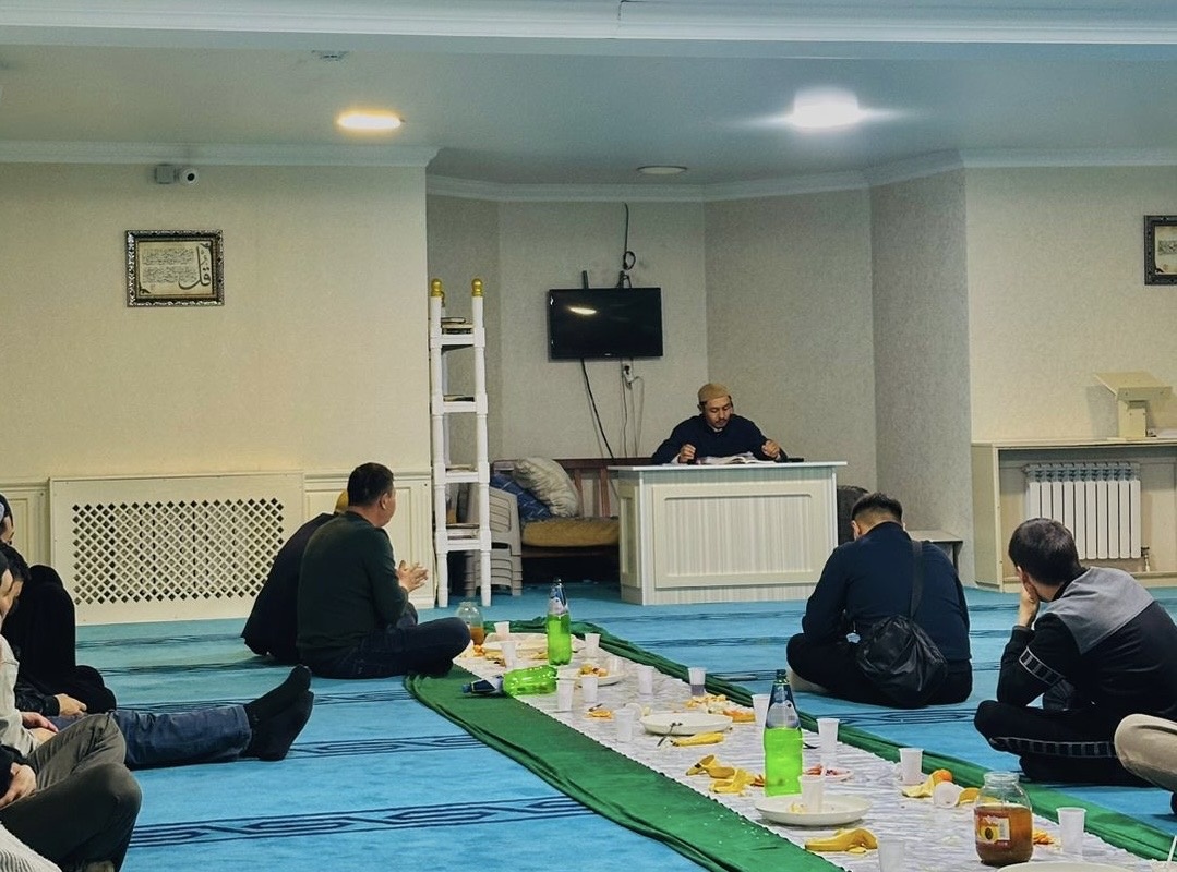 «Қазыбек би» мешітінде суицид профилактикасы және стреске төзімділік тақырыбында насихат өтті