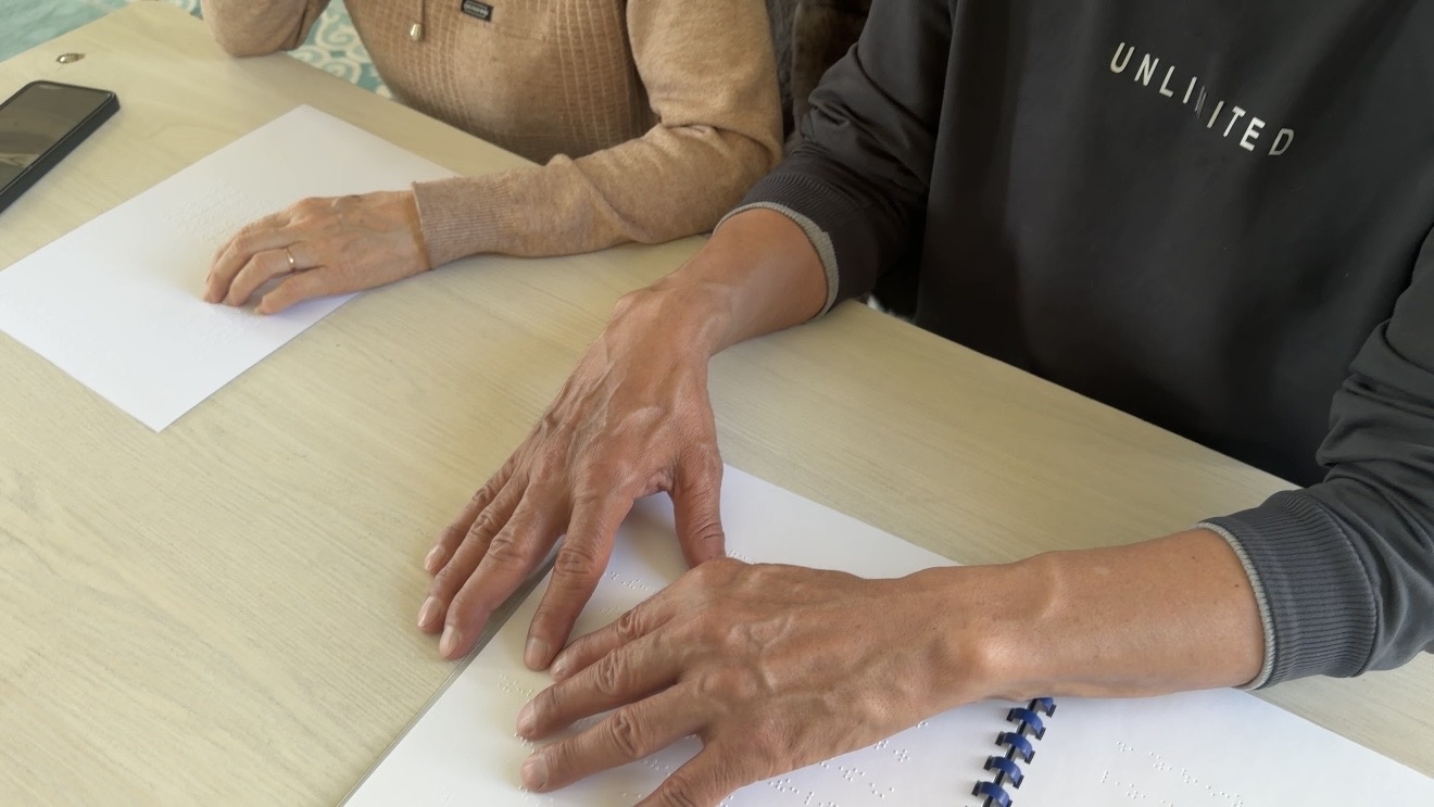 Зағип жандарға арналған Брайль дәрістері жалғасуда