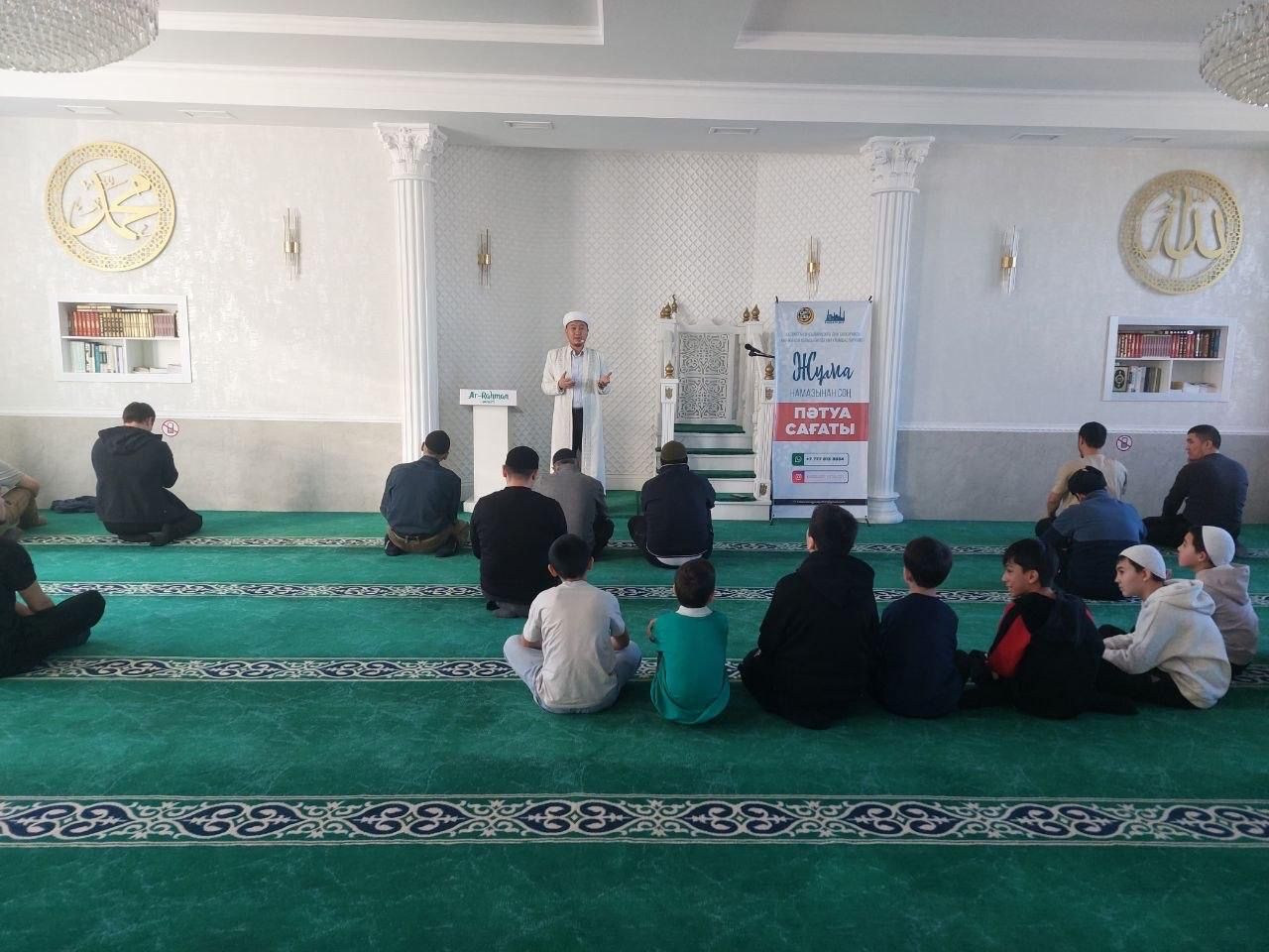 Қарағанды қалалық «Ар-Рахман» мешітінде жастарға арналған семинар өтті
