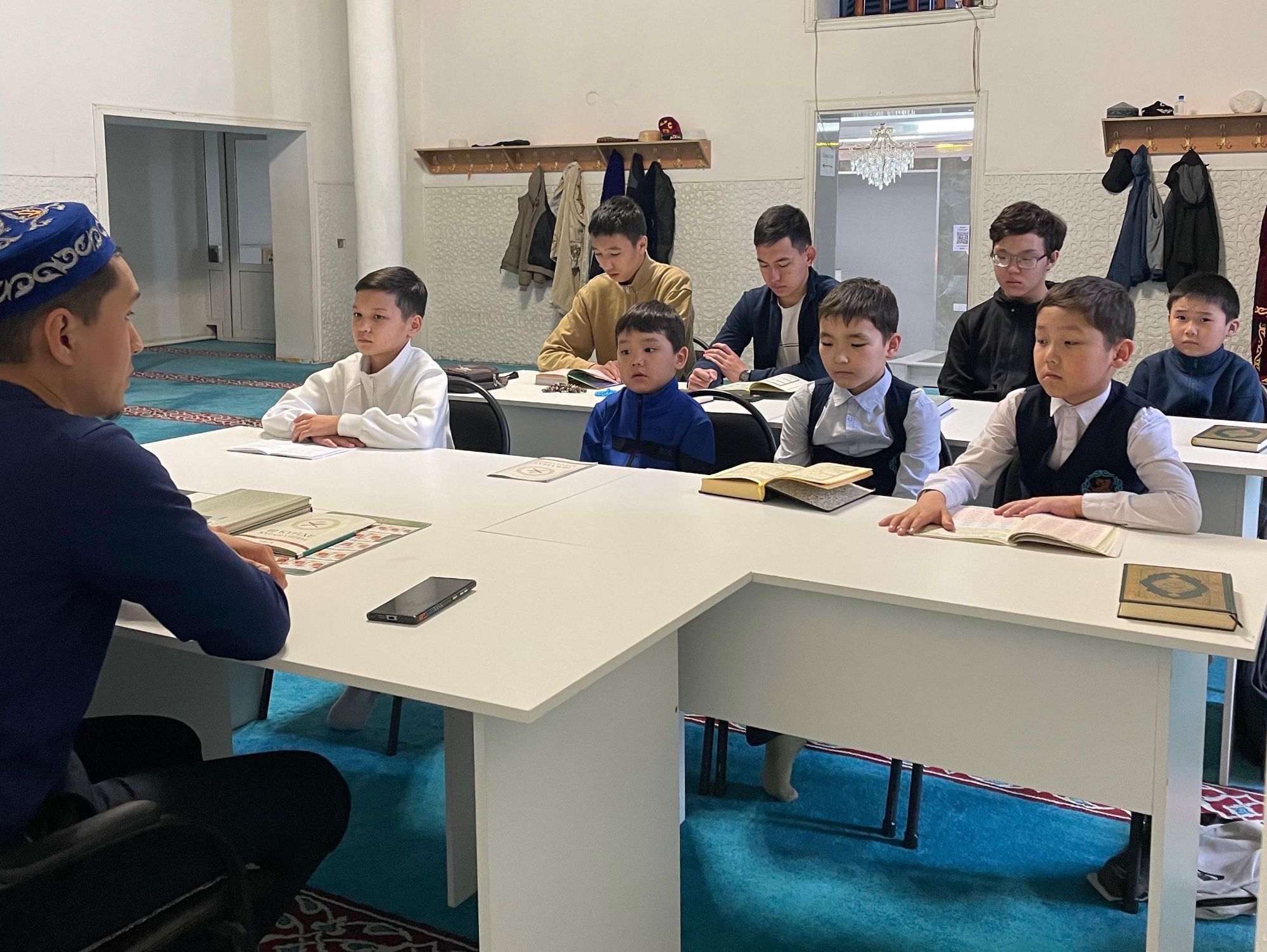 “Әл Машани” мешітінде «Жастар әдебі» тақырыбында уағыз өтті