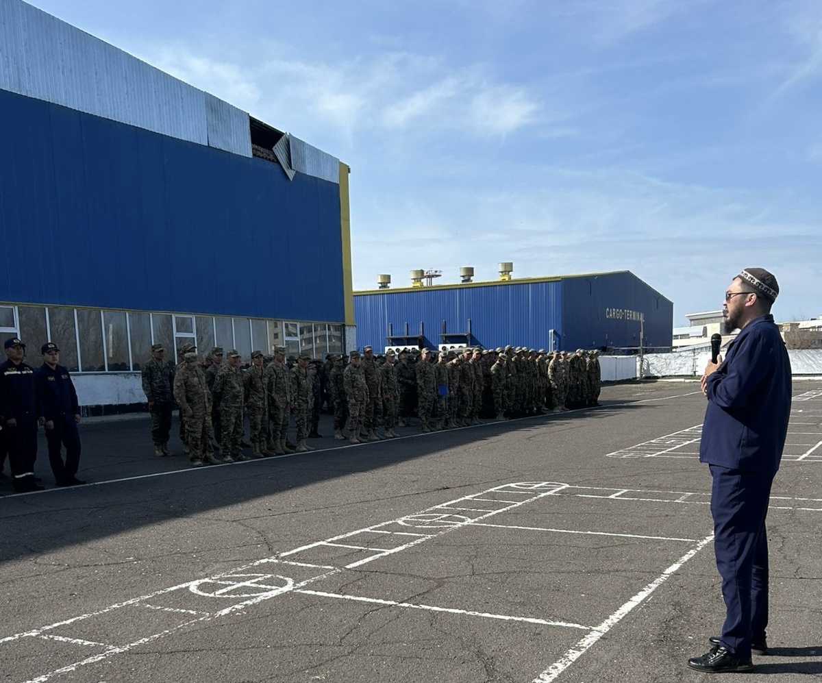Авиабаза қызметкерлеріне діни экстремизмнің алдын алу түсіндірілді