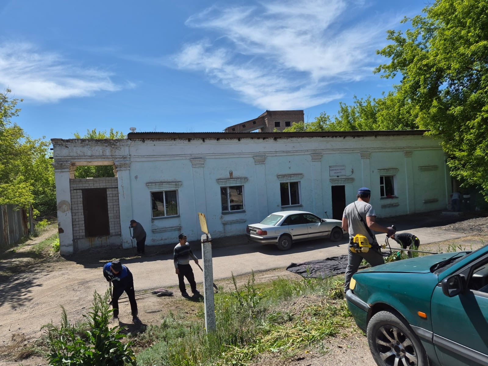 Қарабаста Құрбан айтқа дайындық мақсатында сенбілік жұмыстары ұйымдастырылды
