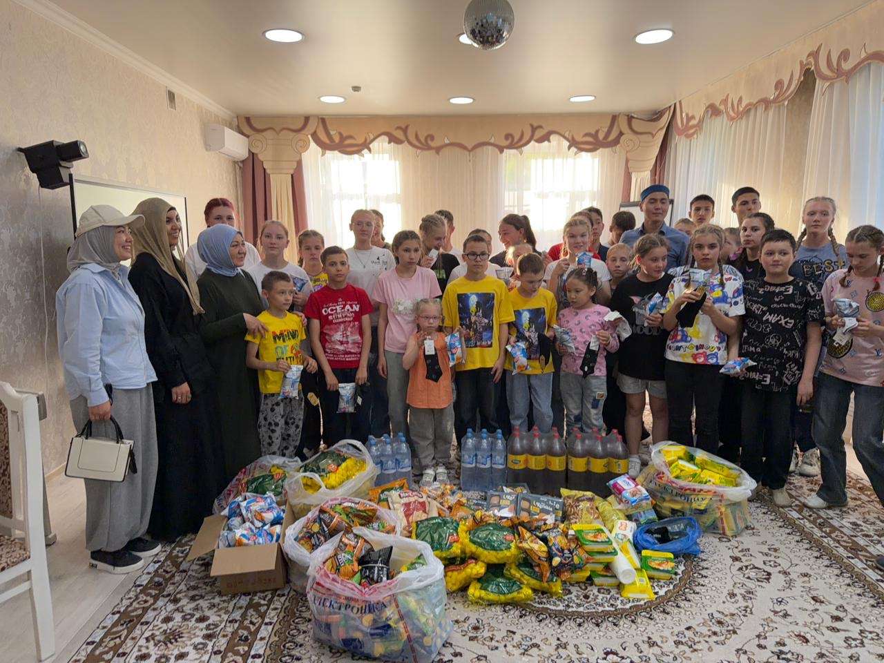 Қарағанды қалалық “Бала қажы” мешіті балалар үйіне қайырымдылық шарасын ұйымдастырды