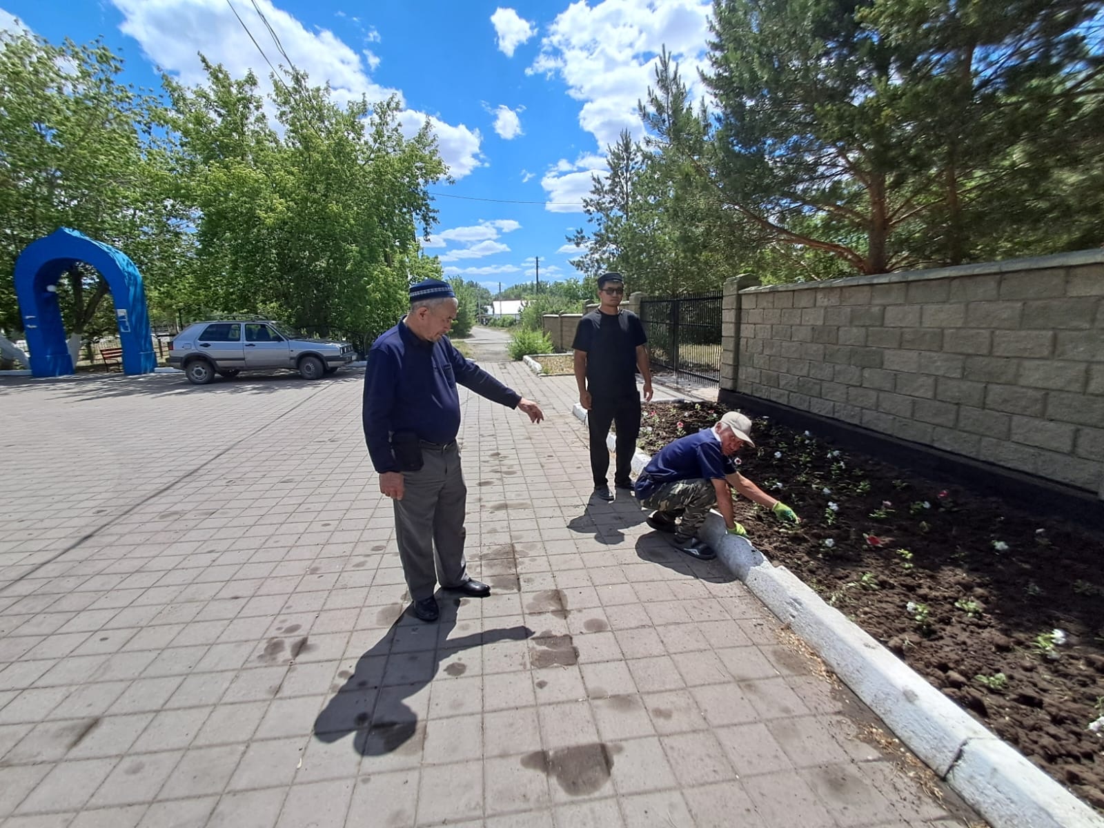 “Жыржыс қажы” мешітінде көгалдандыру жұмыстары жүргізілді