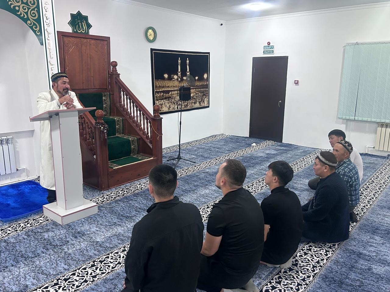 «НАШАҚОРЛЫҚ – ҚҰРДЫМҒА КЕТІРЕДІ»: ЖАСТАРҒА УАҒЫЗ-НАСИХАТ АЙТЫЛДЫ