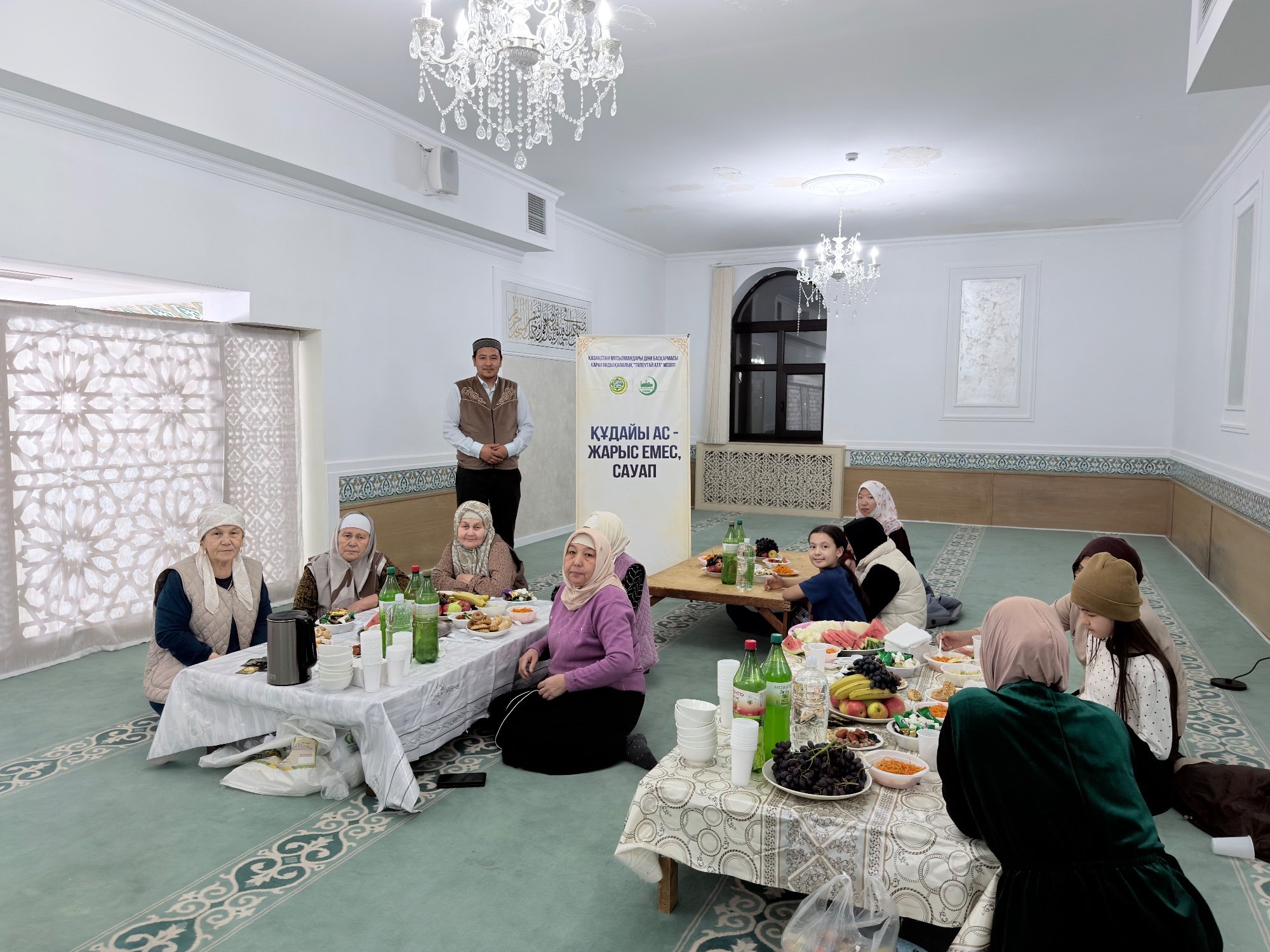 «Құдайы ас – жарыс емес, сауап»: Әйелдер жамағатына түсіндіру жұмыстары жүргізілді