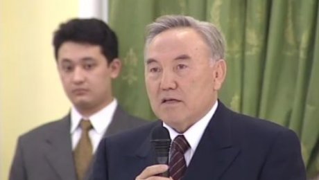 Назарбаев: Егер ол тірі болғанда, қатты жақсы көретінімді жазар ем