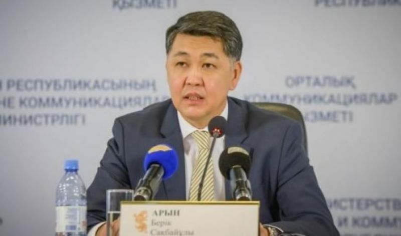 ВИЦЕ-МИНИСТР МЕМЛЕКЕТТІК ҚЫЗМЕТКЕРЛЕРГЕ НАМАЗ ОҚУҒА ТЫЙЫМ САЛУҒА ҚАТЫСТЫ ЖАУАП БЕРДІ