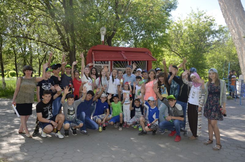 ҚМДБ Қарағанды облысы бойынша «Зекет» қоры «Құлыншақ балалар» үйінің тәрбиеленушілеріне қайырымдылық іс-шарасын ұйымдастырды (фото)
