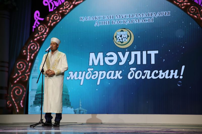  ҚМДБ: Жүректі елжіретіп, көзге жас үйірген кеш (ФОТОРЕПОРТАЖ)