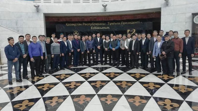 Имамы ознакомились с Библиотекой Первого Президента (ФОТО)