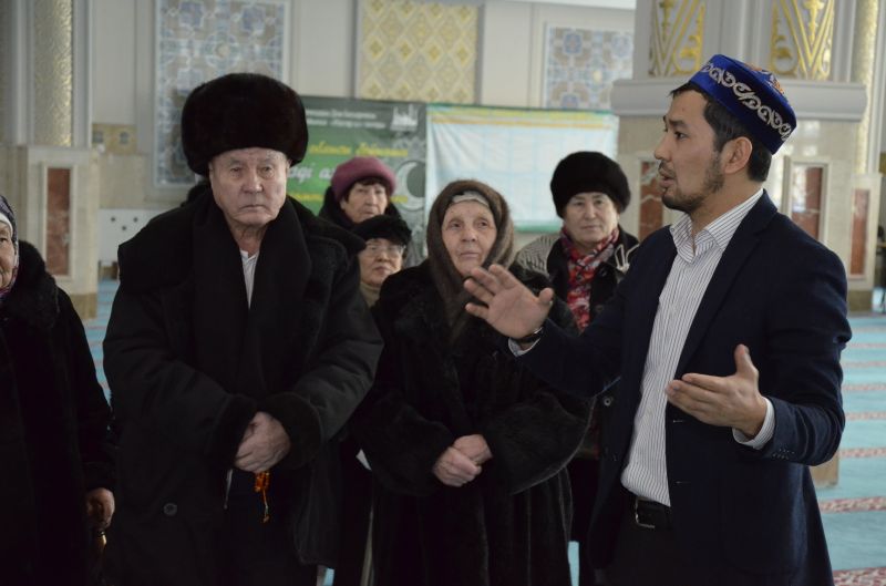 Төріңнен қарт кетпесін