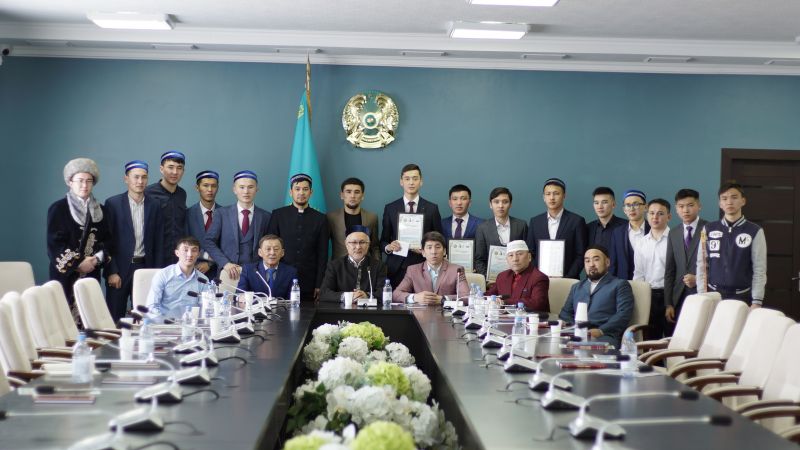 "Сен де сүй, ол Алланы жаннан тәтті" шығармашылық кеші өтті