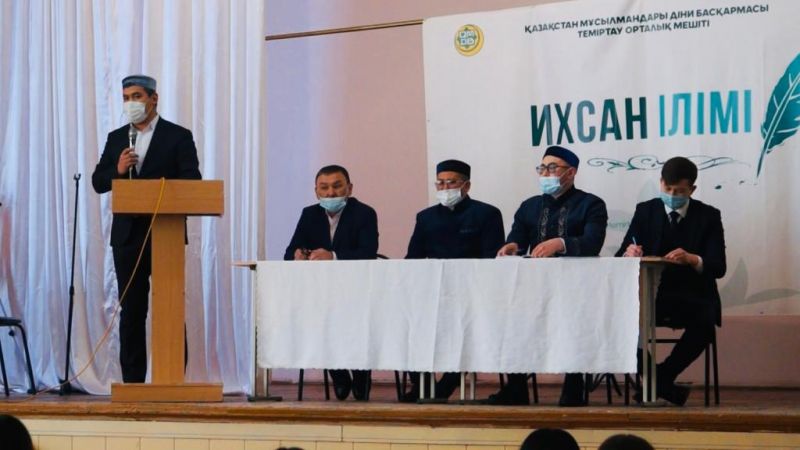 Колледж студенттерімен келелі кездесу өтті