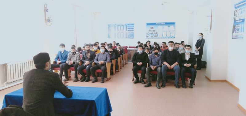 Шет ауданы: «Жат ағымның белең алуы» студенттермен кездесу болып өтті 
